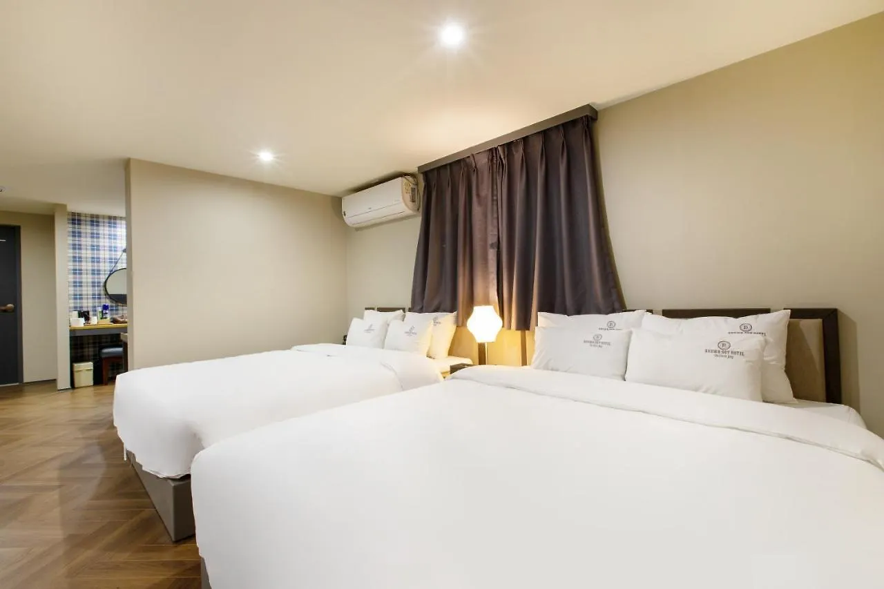 Brown-Dot Hotel Minam Busan