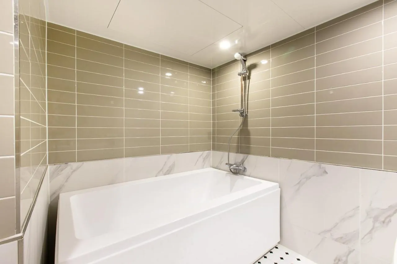 Brown-Dot Hotel Minam Busan 3*,