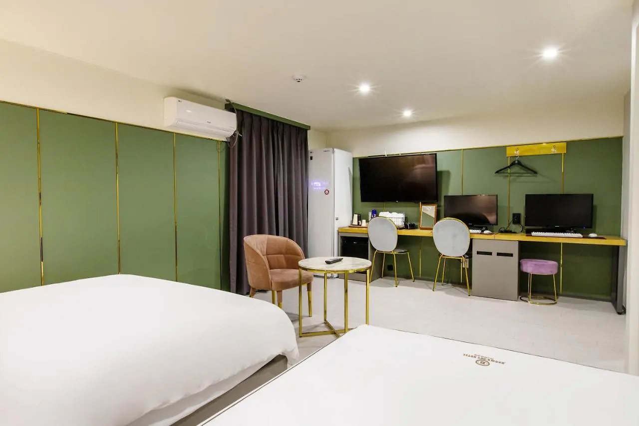 Brown-Dot Hotel Minam Busan South Korea