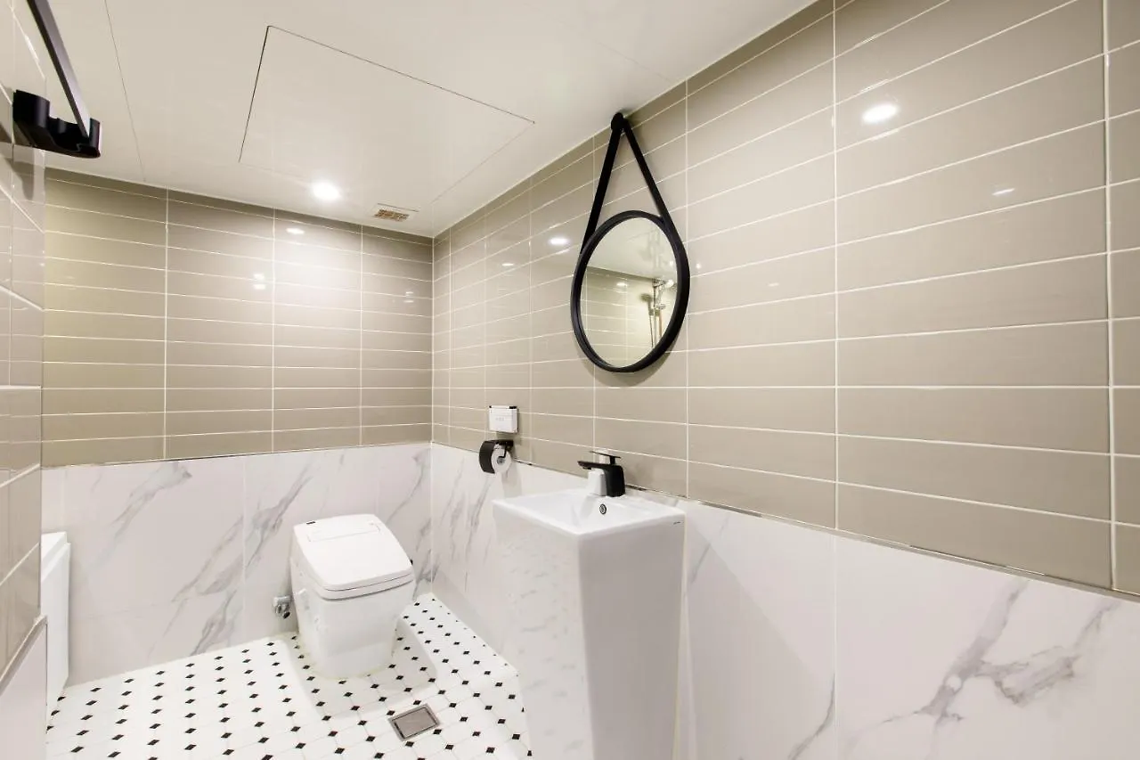 Brown-Dot Hotel Minam Busan