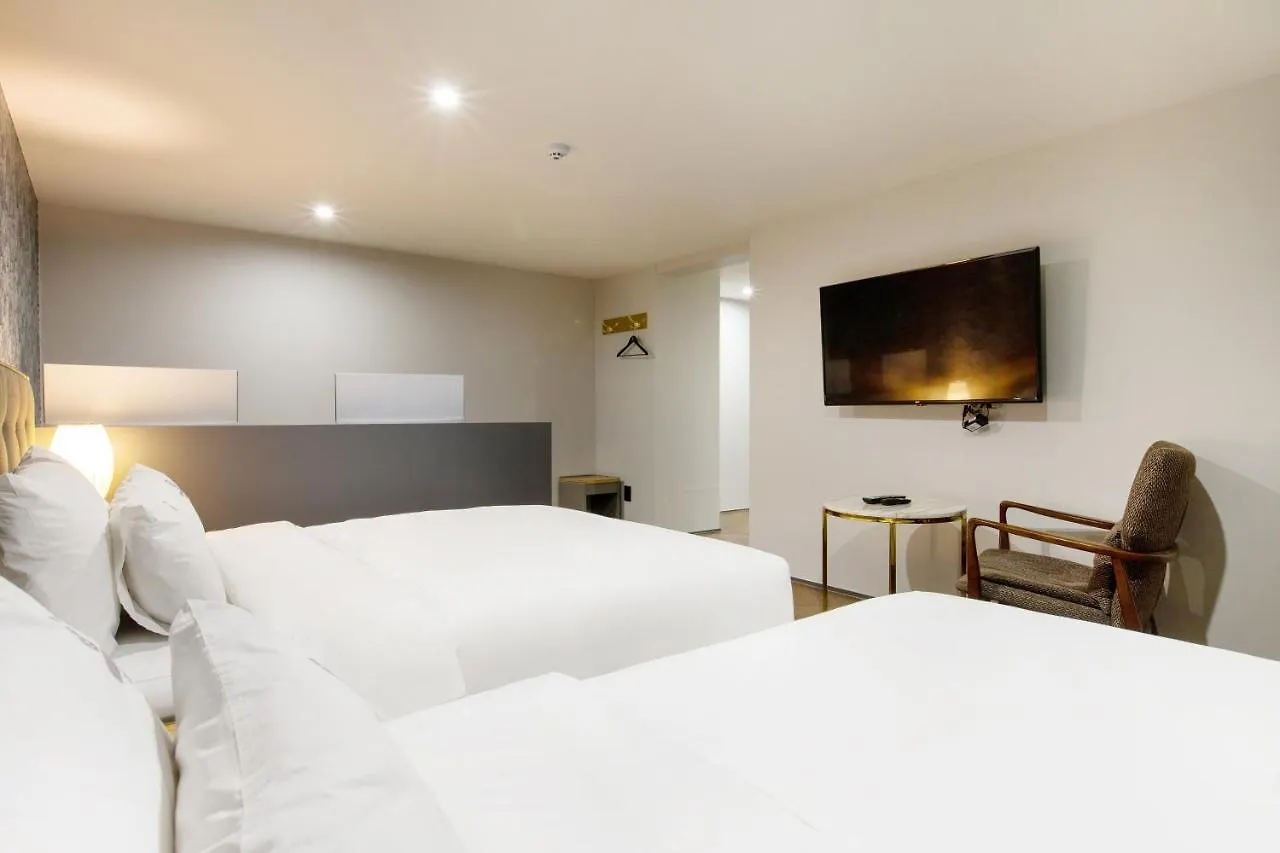 Brown-Dot Hotel Minam Busan
