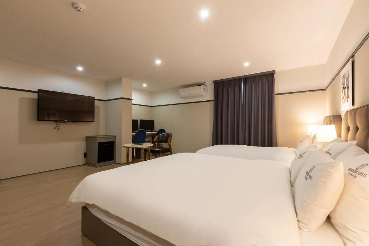 Brown-Dot Hotel Minam بوسان 3*,  كوريا الجنوبية